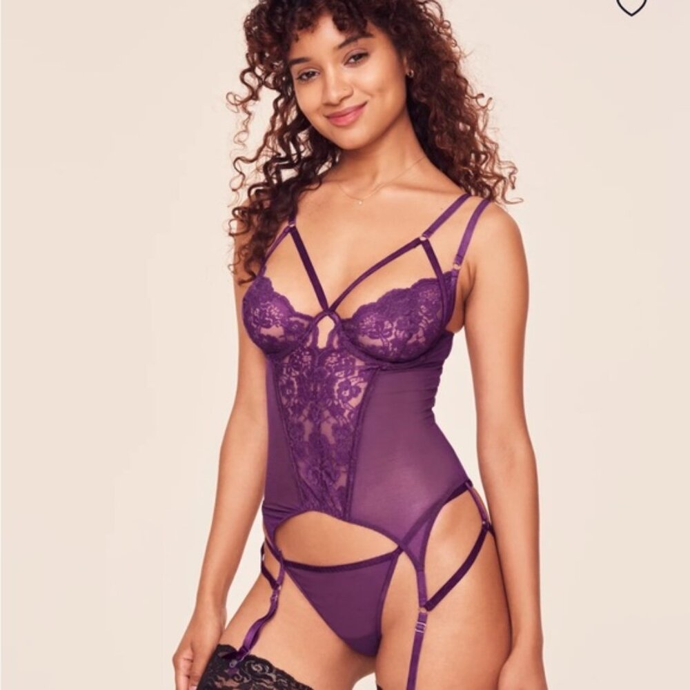 NWT (size M) Adore Me Veronique Unlined bustier + matching G-string